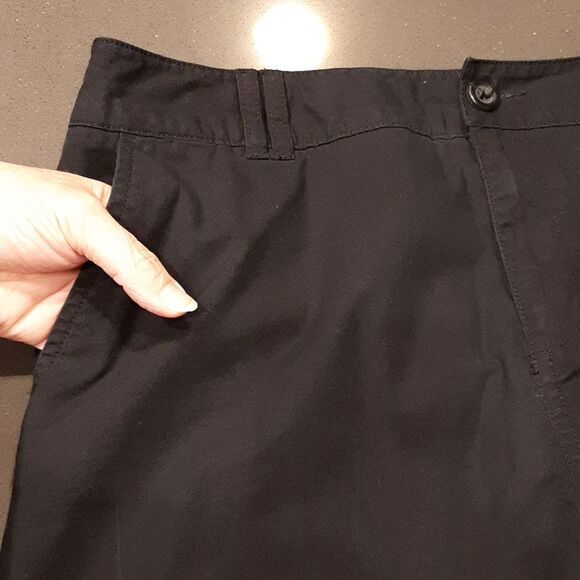 Dockers Black Skorts - Picture 3 of 7